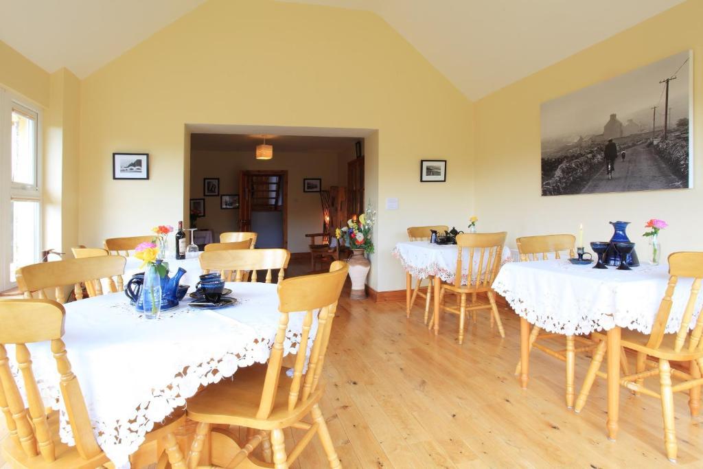 2 Mile Lodge Kenmare Bagian luar foto
