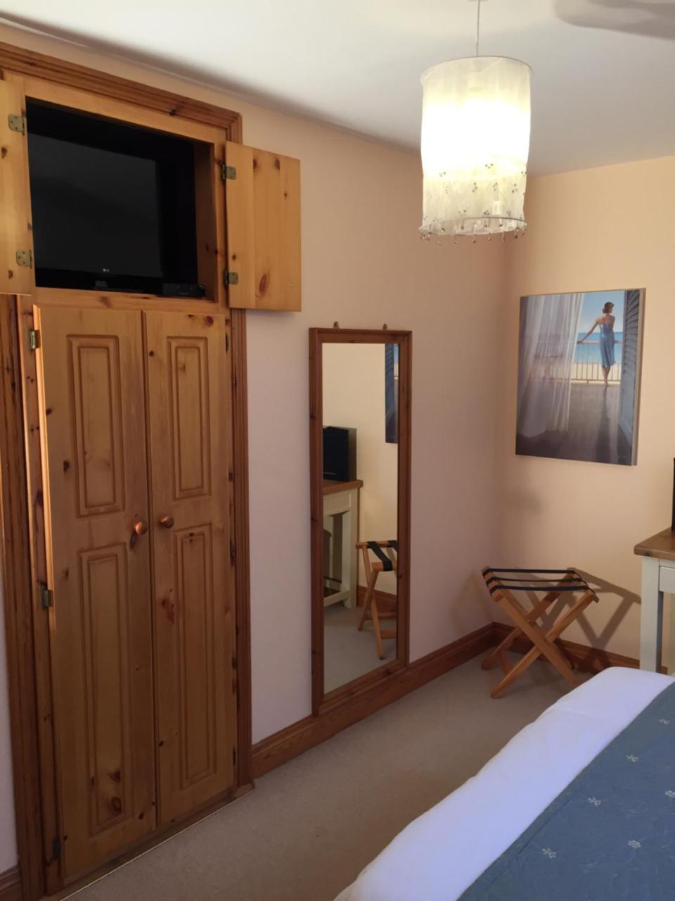 2 Mile Lodge Kenmare Bagian luar foto